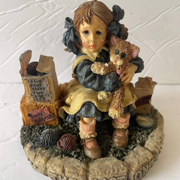 Lot of 4 Yesterday's Child Figurines Dollstone Boyds Collection - Picture 9 of 16